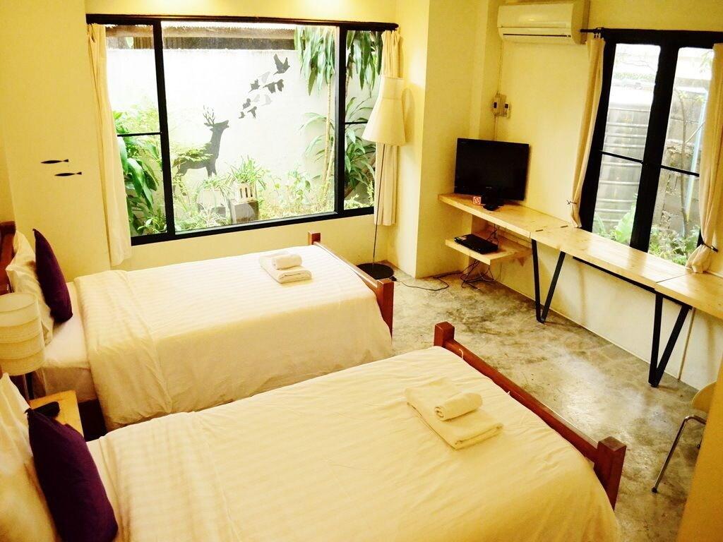 Early Bird Bed & Breakfast (Adults Only) Chiang Mai Exterior photo