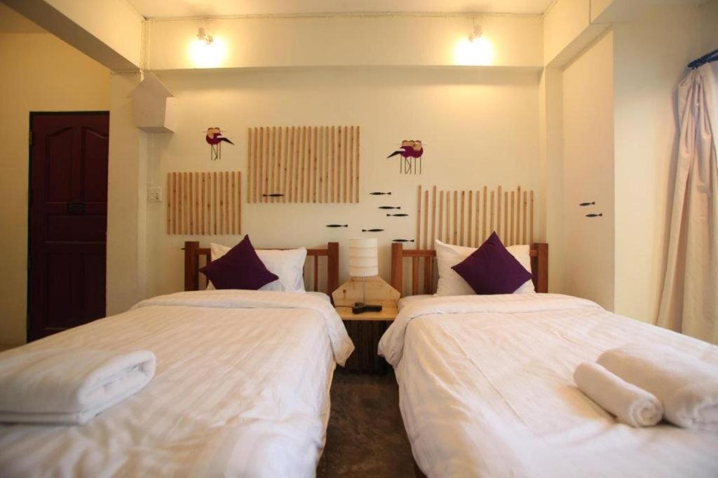 Early Bird Bed & Breakfast (Adults Only) Chiang Mai Room photo